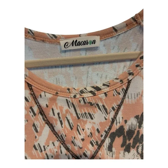 MACARON Peach and White Printed Short-Sleeve Top - Picture 3 of 5